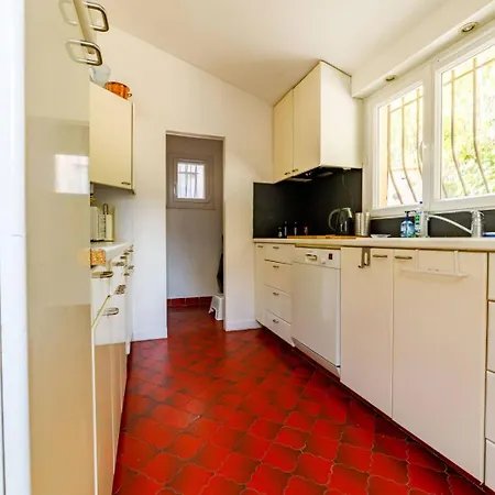 Spacious Semidetached House With Garden & Terrace Holiday home