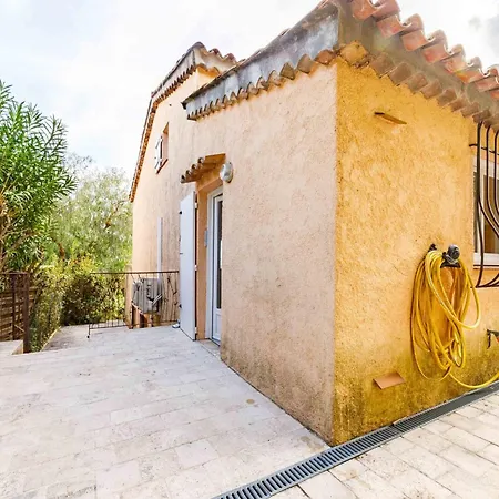 Spacious Semidetached House With Garden & Terrace Grimaud