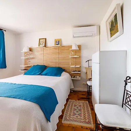 Ferienhaus Spacious Semidetached House With Garden & Terrace *